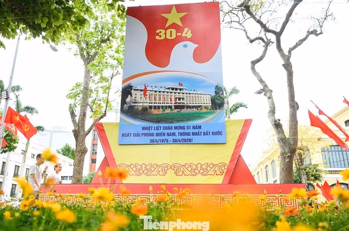 Dấu mốc 51 năm Ngày Giải phóng miền Nam, thống nhất đất nước tiếp tục nhắc nhớ giá trị lịch sử, hun đúc tinh thần xây dựng và bảo vệ Tổ quốc.