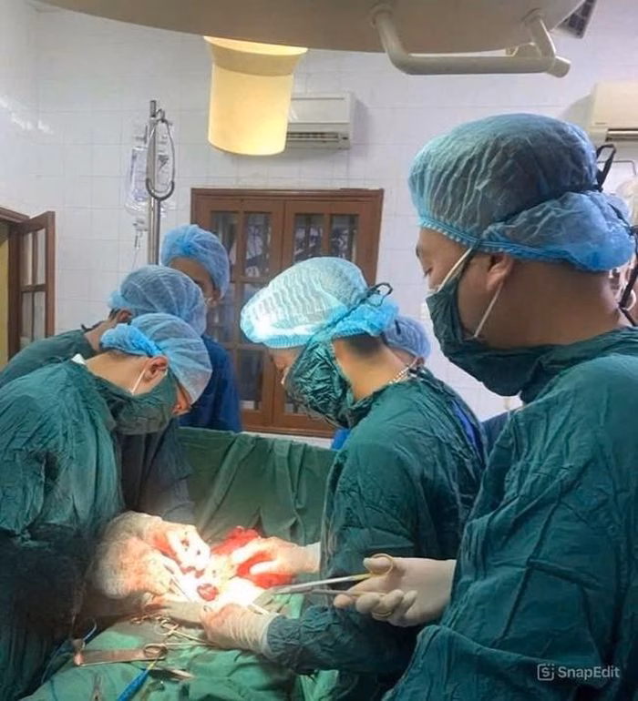 Can thiệp phẫu thuật kịp thời là yếu tố sống còn đối với bệnh nhân bị thai ngoài tử cung vỡ. Ảnh: TL